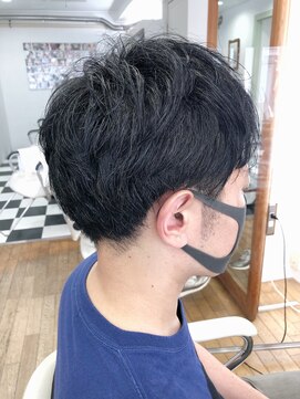 ヘッズ 本八幡店(HEADS) ショート　マッシュ　ショートボブ　HEADS 市川　学割　イルミナ