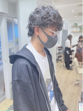 モリオフロムロンドン 松戸店(Morio from London) 【松戸 岩口】襟足あり強めツイストスパイラルショート