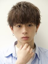 オーシャントーキョーオーバー 渋谷(OCEAN TOKYO OVER)&nbsp;波巻き束感ショートツーブロックマッシュアップバングコンマヘア