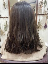 美容室 メザミー MESAMIES 暗髪アッシュブラウン ゆるふわウェーブロング 髪質改善