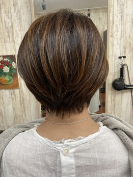 デューア 大橋店(DEU A) 50、60代ショート