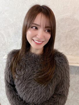 アイリス(AIRIS) レイヤーカット×モカベージュ