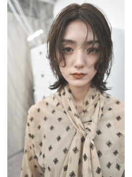 アルテヘアー(arte HAIR) パーマをいかしたミディアムボブ/外ハネボブ