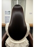 縮毛矯正で艶髪／20代30代40代／新宿／髪質改善