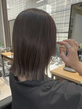 ズッカ(ZuKKa)の写真/リーズナブルで、手軽、だけどいつもの美容室時間を極上のリフレッシュタイムへ[ヘッドスパ/炭酸スパ]