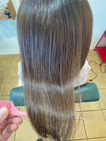 セックヘアデザイン(Sec hair design)&nbsp;白髪染めじゃない。艶と透明感で魅せる、あなたらしい髪色へ