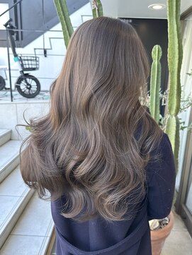 ユニ 表参道(uni) 10代20代30代/韓国風くびれレイヤーカット/ヨシンモリエギョモリ