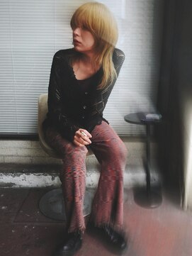 ブリコ(Brico) レイヤーカットとハイトーン