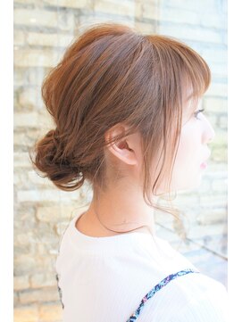 ビーハイブ 一番町店 アヴェダ(BEHIVE) 【BEHIVE一番町　高橋しおり】簡単アレンジシニヨン