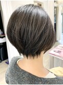 ショートボブ