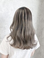 デミヘアー(Demi hair)&nbsp;バレイヤージュ×ミルクティーアッシュ