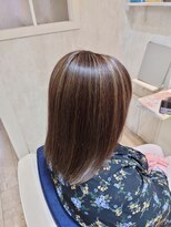 イルヘアーライラ(illu hair LILA)&nbsp;外ハネボブ×グレージュ×ハイライト