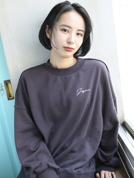 バース(BIRTH) 天神【BIRTH】アッシュブラック×内巻き耳掛けワンカール