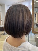 ショートボブ