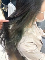 ネオリーブアイム 横浜西口店(Neolive aim)&nbsp;グリーンカラーが可愛い☆インナーカラー【横浜】