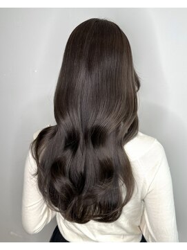 ワン バイ ジエクト(One by The Ect) 【レイヤーロング】まろやかベージュ＆レイヤーカット