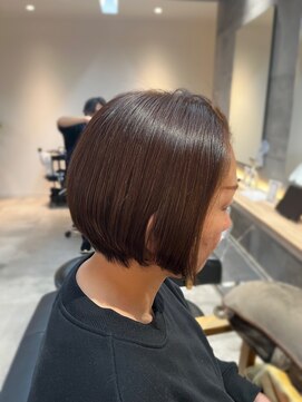 エニー(ENii) ツヤツヤショートボブ