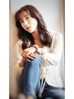 タイガ 上野御徒町(TAIGA)&nbsp;髪質改善×モテ髪カタログ(ベージュ)【ヘアメイク 凛】