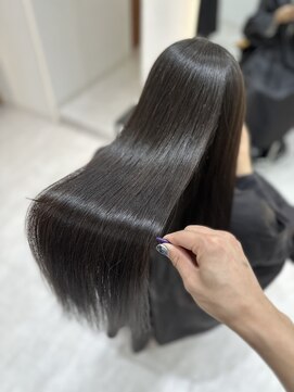 ジーナ 博多筑紫口(Zina) 美髪矯正×髪質改善トリートメント!【福田れん】