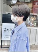 Gem Hair Studio 姉崎　おとなかわいいハンサムショート