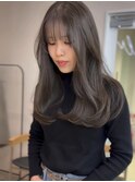 レイヤーカット　オリーブグレージュ　シークレットハイライト