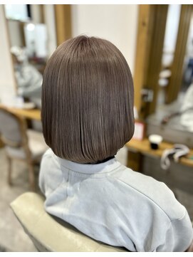 ステア ケース(stair case) シアーベージュ！