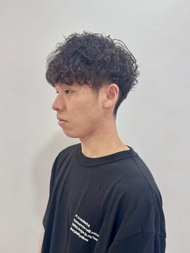 ウタシロイロ(uta shiroiro) メンズパーマ