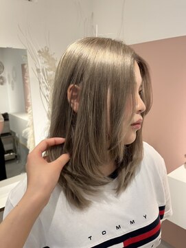 レイエル(RAYEL) グレージュ×レイヤーボブ