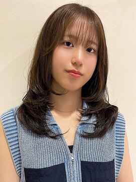 イーストハムヘッドショップ(EAST HAM head shop) 顔まわりカット/ミディアムレイヤー/カール