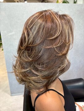 メリー オオサカ(Merly Osaka) 海外レイヤーカット/似合わせカット