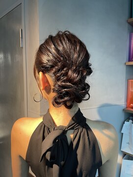 シャルムバイケンジ(Charm.by KENJE) 【低めシニヨン】結婚式/銀座/ヘアセット/アレンジ