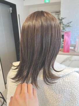 ムク 新宿(muc) ミルクグレージュ