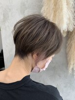 フリーダムメルシー(freedom Merci)&nbsp;■エアリーショート　ハイライトカラー　オリーブアッシュ