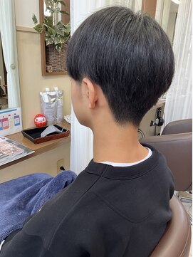 コアフィールフィス(COIFFURE fils) 【見附　今町】学生人気☆  黒髪　刈り上げ　マッシュ