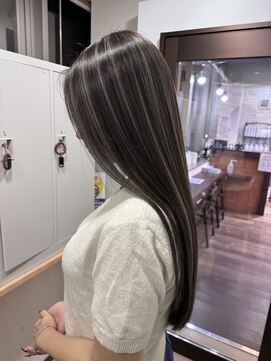 シカ 神戸三宮元町店(Cica) ハイライト バレイヤージュ ブリーチ 三宮 元町