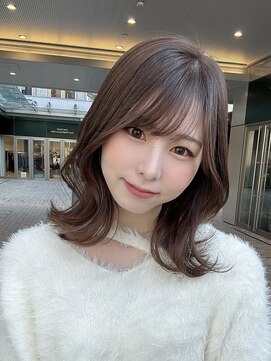 クム(kumu) 【kumu】くびれミディ×アッシュブラウン