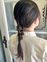 コーエン(coaen)&nbsp;変形タイトポニーアレンジ