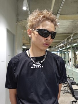 ロジ(loji) Y2Kスパイキーショート