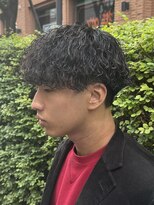 ランディ(RANDY)&nbsp;メンズ 波巻きパーマ 前下がりマッシュ 【RANDY】