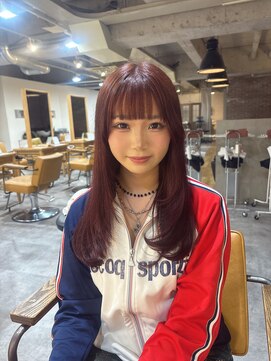 ロロネー(Lolonois) レイヤーカット×チェリーレッド