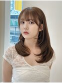 韓国 レイヤーカット  顔まわりカット ベージュカラー