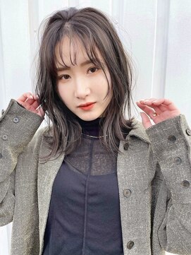 ロマーリ 岡山店(LOMARLIE) 切りっぱなしスタイルニュアンス巻き_似合わせスタイリング