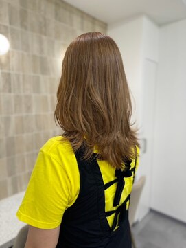 エルサザビューティー 神戸三宮(Elsa the beauty) レイヤーカット/韓国風カット/似合わせカラー/髪質改善