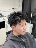 ルーズショートパーマアクティブショート刈り上げツーブロック