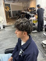 コワファースト長崎シャンプーボーイ 2nd(COIFF1RST 長崎 SHAMPOO BOY) メンズハイライト