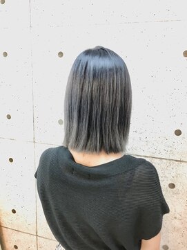ヘア デザイン ビーチ(Hair Design Beach) 【Beach】　切りっぱなしボブ×ダークグレー