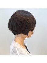 トイロ(toiro) salon work ラウンドショートボブ