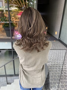 トルネード(TORNADO) チョコレートブラウンハイライトレイヤーカット