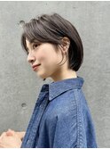 20代30代40代斜めバング×グレージュ×ハンサムショートボブa