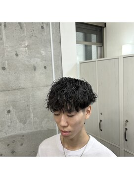メルシー トータル ブランディング サロン(merci TOTAL BRANDING SALON) Vマッシュ×波打ちツイストスパイラル 横浜